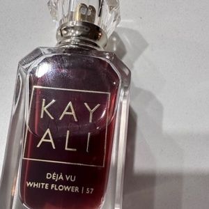 KAYALI DEJA VU WHITE FLOWER 57